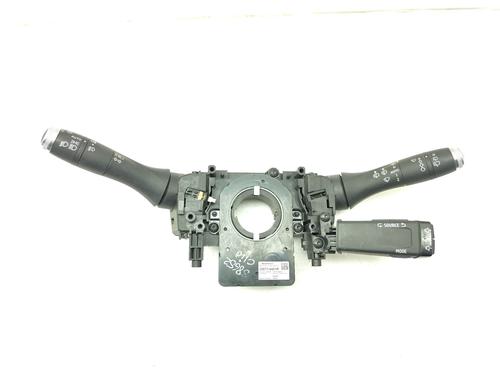 switch-renault-clio-v-b7_-2019-33930803 main image