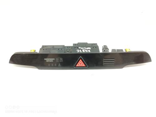 Used Warning switch HYUNDAI TUCSON (TL, TLE) 1.7 CRDi (141 hp) 16515305
