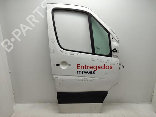Used Right front door VW CRAFTER 30-50 Van (2E_) 2.0 TDI (136 hp) 16516846
