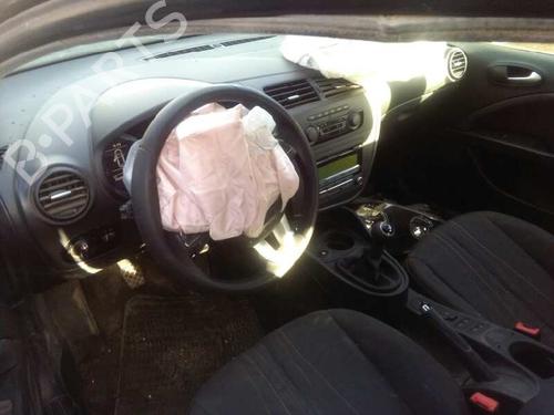 Rear right lock SEAT LEON (1P1) 1.6 TDI | BP16762682C99 