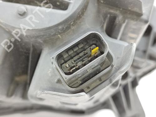 Left headlight CITROËN C4 III (BA_, BB_, BC_) 1.2 PureTech 130 (BAHNSA, BAHNSB) | BP23533535C28