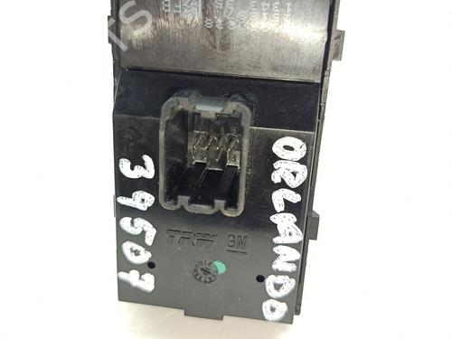 Left front window switch CHEVROLET ORLANDO (J309) 2.0 D | BP34040961I27 - Image 3