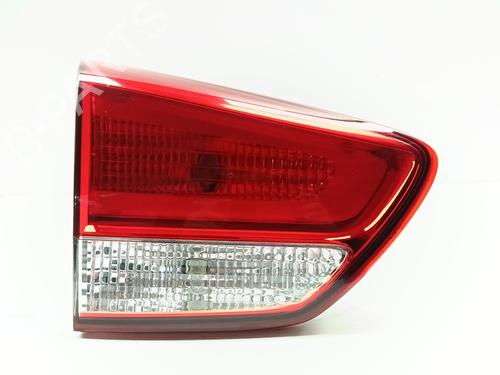 Feu de coffre gauche KIA CARENS IV 1.6 GDi (135 hp) 31888474