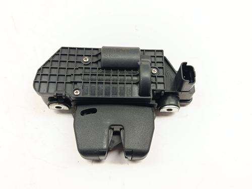 Tailgate lock CITROËN C3 II (SC_) 1.6 HDi 90 | BP31975554C101