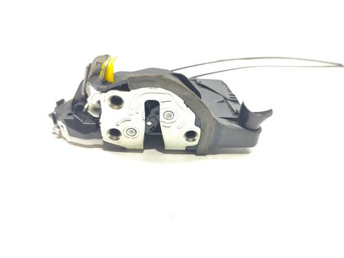 Used Front left lock TOYOTA YARIS (_P13_) 1.5 Hybrid (NHP130_, NHP130) (101 hp) 27270163