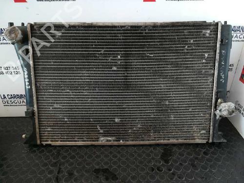 Water radiator TOYOTA COROLLA Verso (ZER_, ZZE12_, R1_) 2.2 D-4D (AUR10_) (136 hp) 16518341