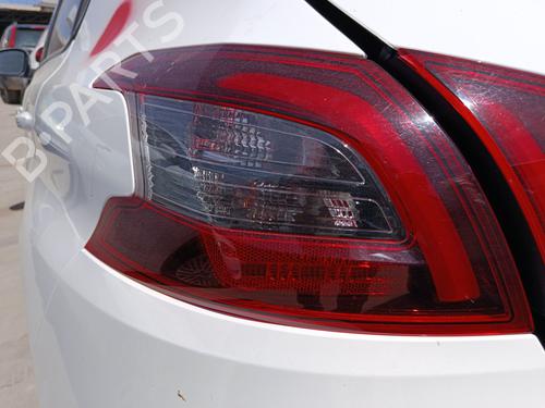 Used Left taillight Left taillight PEUGEOT 308 II (LB_, LP_, LW_, LH_, L3_) 1.5 BlueHDI 100 (102 hp) 34439061 34439061