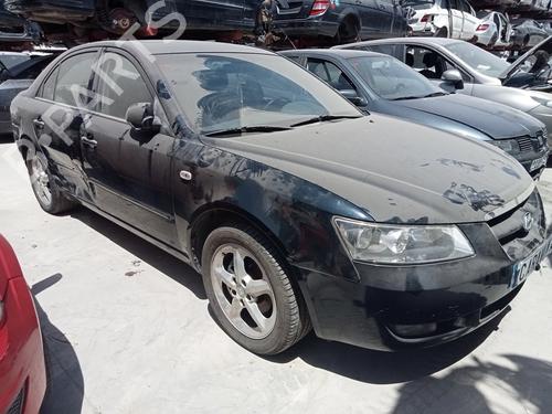 Left headlight HYUNDAI SONATA V (NF) 2.4 | BP25330936C28 