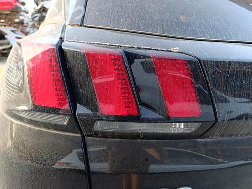 Used Left tailgate light PEUGEOT 3008 II SUV (MC_, MR_, MJ_, M4_) [2016-2025]  27585281