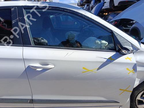 Used Right front door HYUNDAI i20 II (GB, IB) 1.4 CRDi (90 hp) 32361247