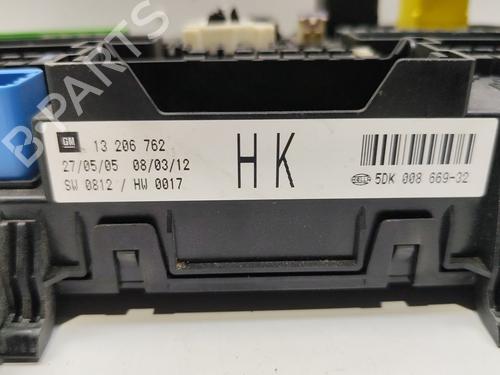 Fuse box OPEL ASTRA H (A04) 1.3 CDTI (L48) | BP25791440E1 
