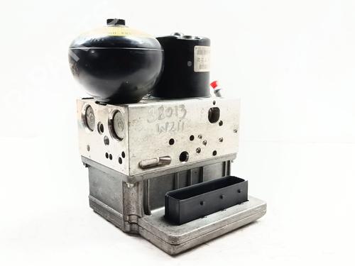 Used ABS pump ABS pump MERCEDES-BENZ E-CLASS (W211) E 270 CDI (211.016) (177 hp) 32301676 32301676