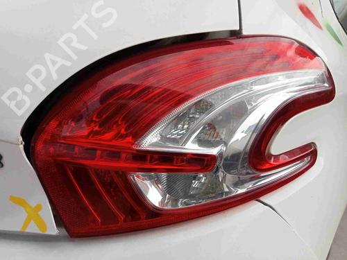 Used Right taillight Right taillight 38984743 38984743