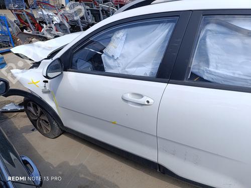 Used Left front door KIA STONIC (YB) [2017-2025]  28026320