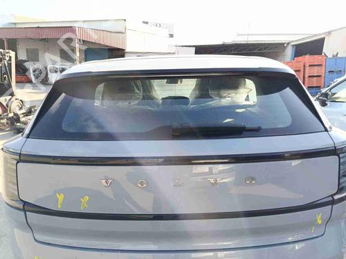 tailgate-volvo-ex30-416-2023-36988121 main image