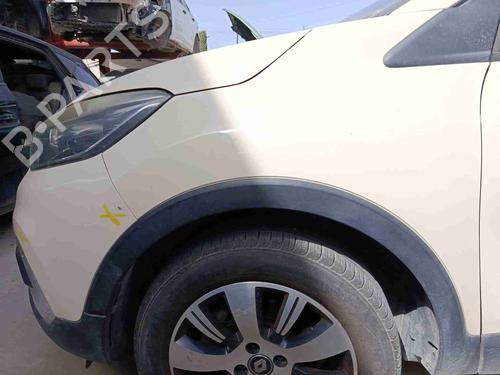 left-front-fenders-renault-captur-i-j5_-h5_-2013-36668753 main image