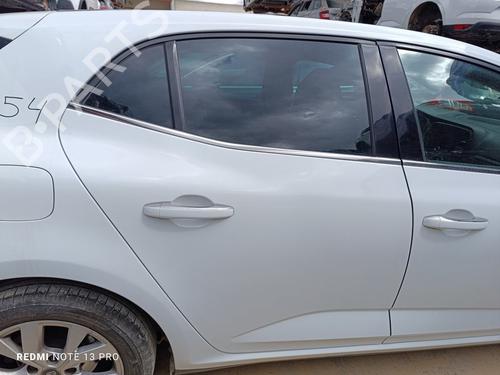Used Right rear door RENAULT MEGANE IV Hatchback (B9A/M/N_) 1.3 TCe 115 (B9N9) (116 hp) 24649670
