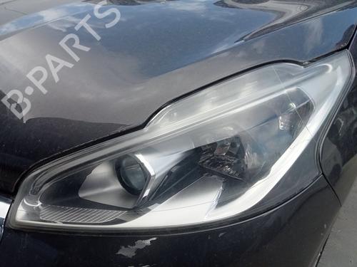 Used Left headlight PEUGEOT 208 I (CA_, CC_) [2012-2021]  29532979