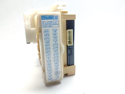 Fuse box TOYOTA AURIS (_E18_)  | BP18661385E1 