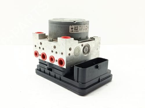 Used ABS pump RENAULT MEGANE IV Hatchback (B9A/M/N_) [2015-2026]  31570950