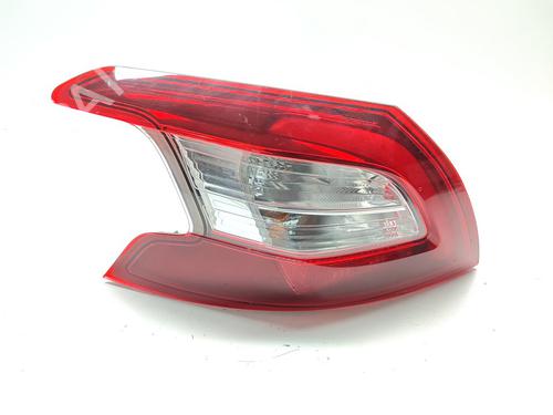 Used Left taillight Left taillight 18147204 18147204