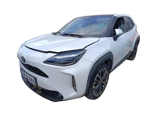 TOYOTA YARIS CROSS (MXP_)    2266432