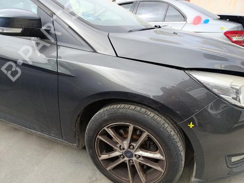 Used Right front fenders FORD FOCUS III [2010-2020]  27614019