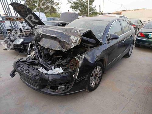 Right taillight VW PASSAT B6 (3C2) 2.0 TDI | BP39164728C35  - Image 8
