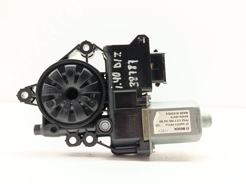 Used Left front window motor Left front window motor HYUNDAI i40 I (VF) [2012-2019] 33930834 33930834