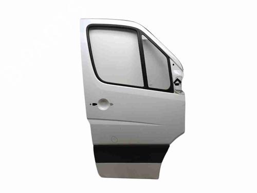Used Right front door Right front door MERCEDES-BENZ SPRINTER 3,5-t Bus (B906) 316 CDI (906.731, 906.733, 906.735) (163 hp) 36039695 36039695