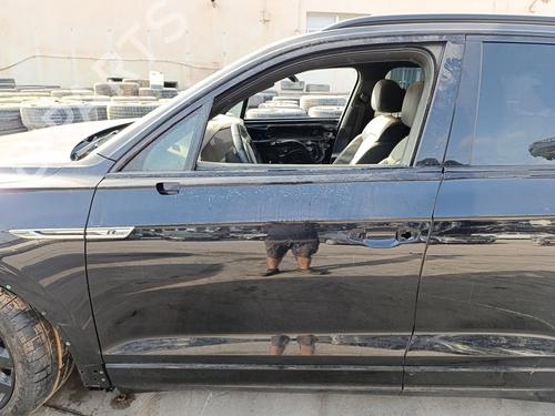 Used Left front door VW TOUAREG (CR7, RC8) [2017-2025]  29358186