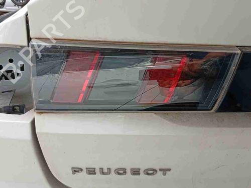 Used Left tailgate light Left tailgate light 39004452 39004452