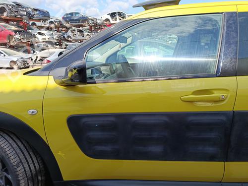 Used Left front door CITROËN C4 CACTUS 1.2 VTi 82 (82 hp) 33183107