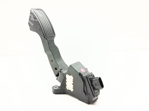 Pedal TOYOTA AVENSIS Estate (_T27_) [2008-2018]  33176066