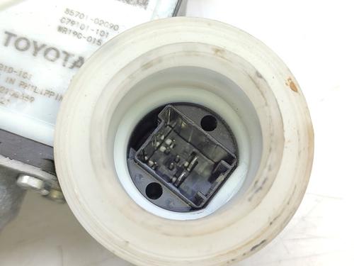 Front right window mechanism TOYOTA AURIS Estate (_E18_) 1.8 Hybrid (ZWE186_, ZWE186R, ZWE186H) | BP29715466C23 