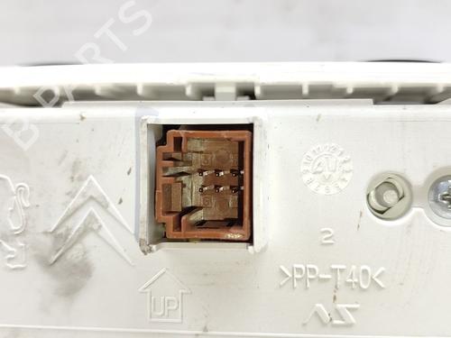 Instrument cluster PEUGEOT 2008 I (CU_)  | BP23223786C47 