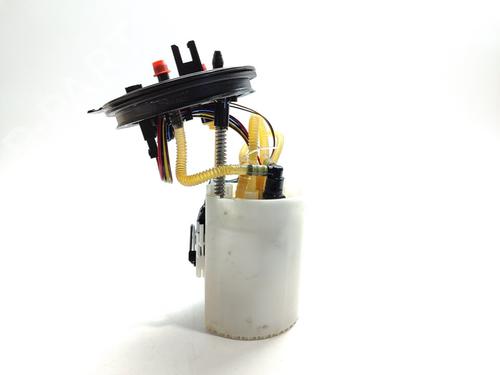 Used Fuel pump AUDI Q2 (GAB, GAG) 1.6 TDI (115 hp) 17752270