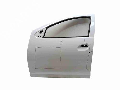 Used Left front door Left front door 33690845 33690845