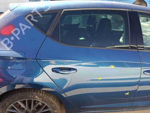right-rear-door-seat-leon-st-5f8-2012-2013-2014-2015-2016-2017-2018-2019-2020-36049912 main image
