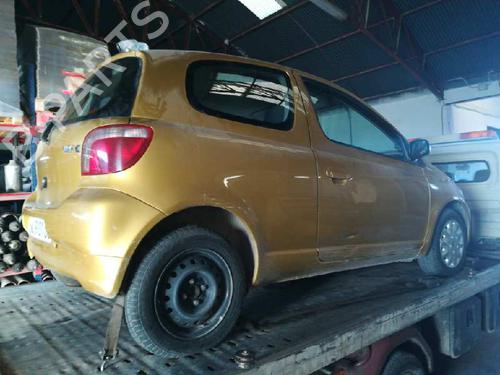 Right front window switch TOYOTA YARIS (_P1_) 1.3 (SCP12_, SCP13_, SCP12R, SCP13R) | BP29994063I26