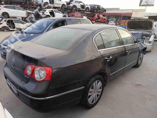 Right taillight VW PASSAT B6 (3C2) 2.0 TDI | BP39164728C35  - Image 11