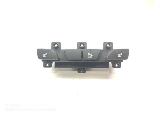 Used Switch HYUNDAI ix35 (LM, EL, ELH) [2009-2016]  18309145