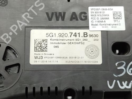 Instrument cluster VW GOLF VII (5G1, BQ1, BE1, BE2)  | BP26533048C47 