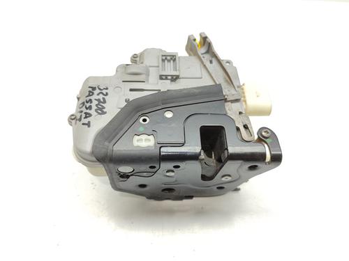 Front left lock VW PASSAT B7 (362) 2.0 TDI | BP17510412C98 