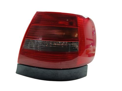 Right taillight AUDI A4 B5 (8D2) 1.8 T | BP32424481C35