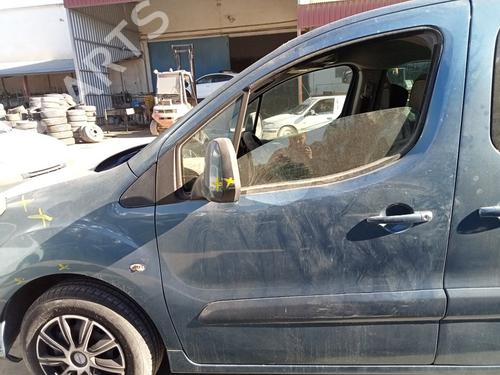 Used Left front door CITROËN BERLINGO MULTISPACE (B9) [2008-2025]  30696125
