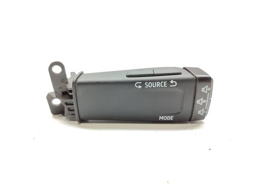 Used Steering wheel controls RENAULT CAPTUR II (HF_) [2020-2025]  19665313