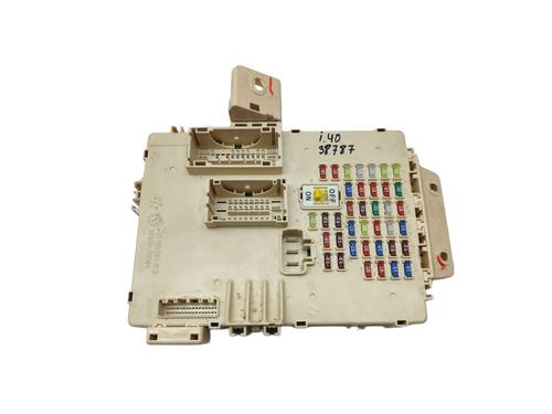 Used Fuse box Fuse box HYUNDAI i40 I (VF) [2012-2019] 33930852 33930852