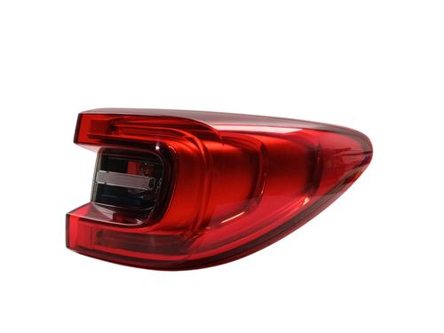 right-taillight-renault-kadjar-ha_-hl_-2015-32673289 main image