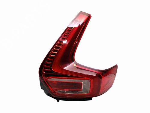 right-taillight-volvo-xc40-536-2017-36780364 main image